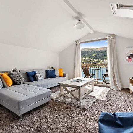 Sunny Lakeview Villa Queenstown Exterior foto