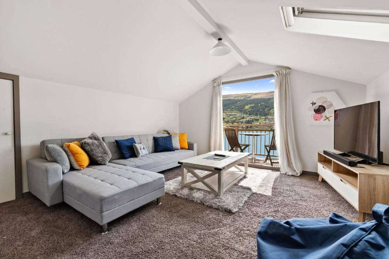 Sunny Lakeview Villa Queenstown Exterior foto