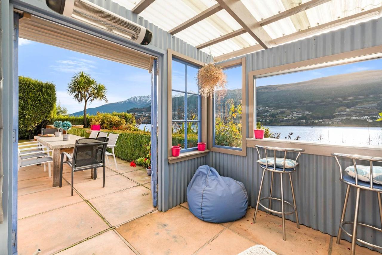 Sunny Lakeview Villa Queenstown Exterior foto