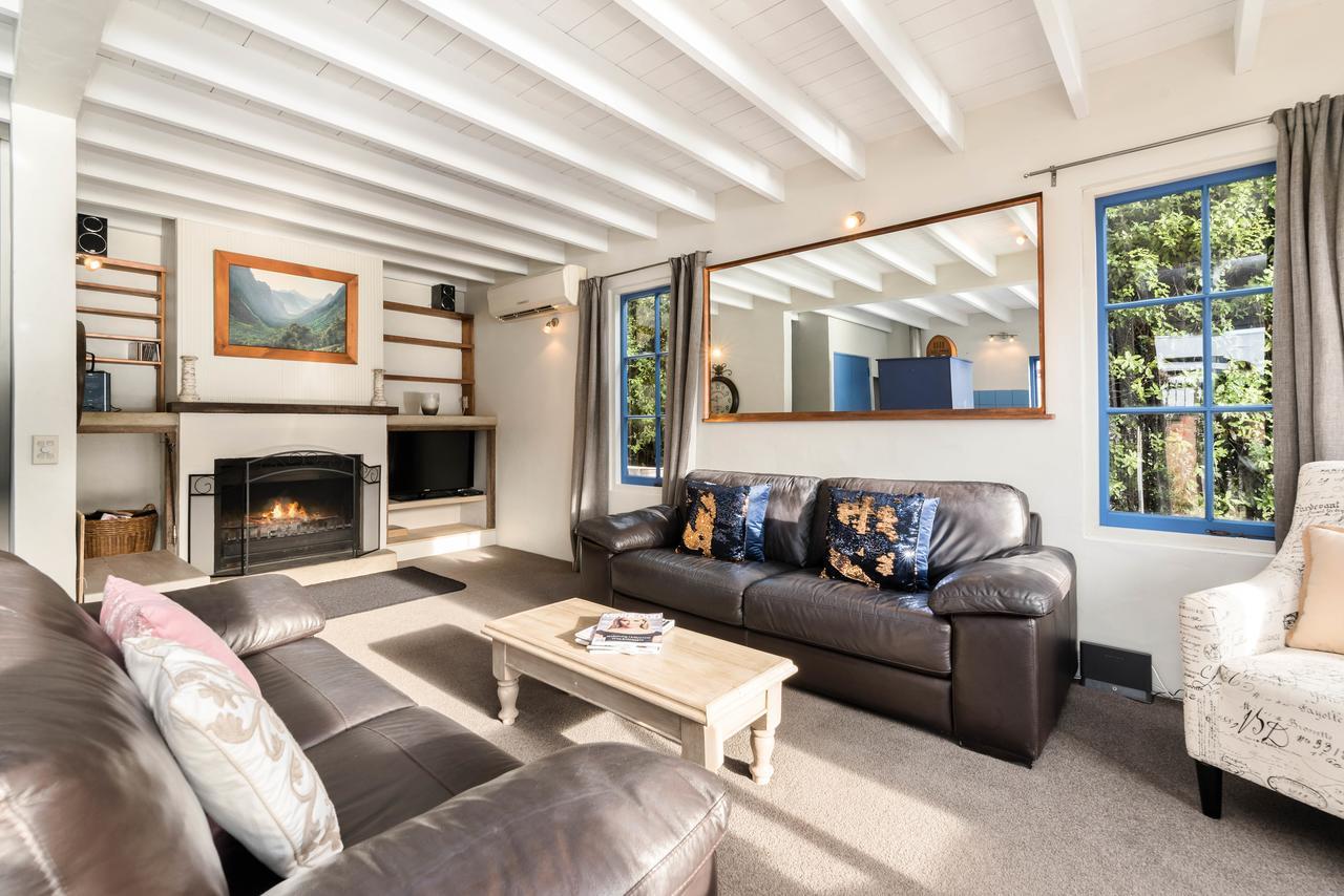 Sunny Lakeview Villa Queenstown Exterior foto